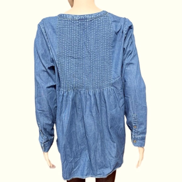 Blue Buttoned Relaxed Tunic with Mandarin Collar - Picture 2 of 5